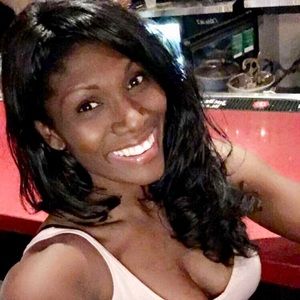 Meet your Posher, Constance